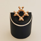 Kupittaan kulta oy, Elis Kauppi, Helmi-Solki, Rintakoru 14k Kultaa 