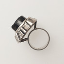 Turun Hopea oy,Pentti Sarpaneva, (iso) Kelo sormus, savukvartsi, hopeaa -69