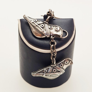 Kalevala Koru | Hattulan lintu -korvakorut | Hopeaa -93