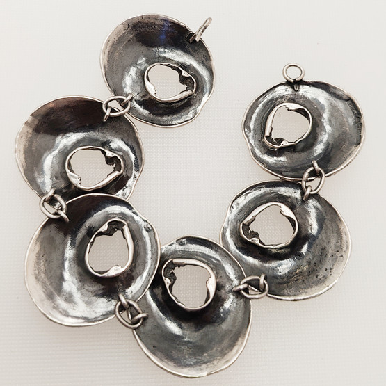 NW / Helky Juvonen , 'Suivakko Bracelet , Outa -series , Sterling  -72