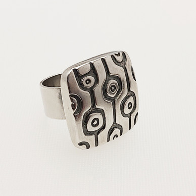 Kalevala Koru, 17,5mm, Maan Voima -Sormus, Hopeaa