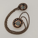 Kalevala koru,Kai Lindström, Solki / kauluskoru -1515, Pronssia