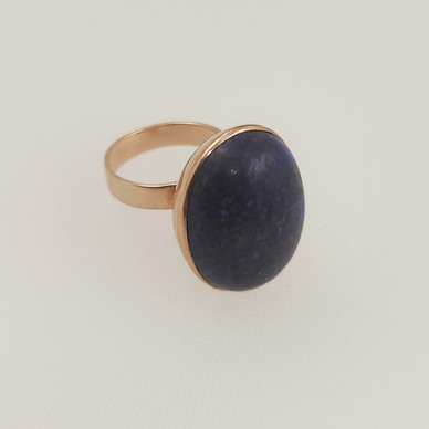 Kauniskoru , upea ja kookas Sormus, Lapis lazuli ,  14k Kultaa 74