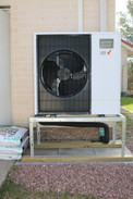 Mitsubishi Electric EcoDan/SHWM140YAA paketti