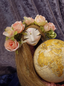 Haltija: Maapallouni