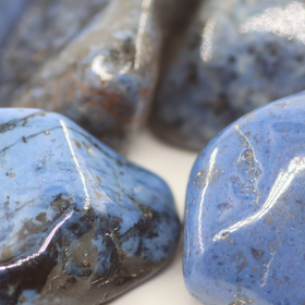 Dumortieriitti 'Irregular' 25-40mm