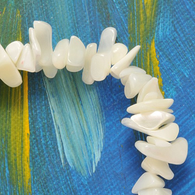 'Mother of Pearl' helmi sirurannekoru