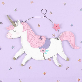 Yksisarvinen kyltti 23*28cm