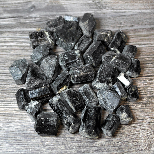 Musta Turmaliini Raakapala 30-35mm