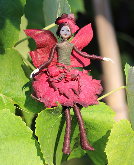 Keijuperhe: Syksykeiju 'Punamekko'