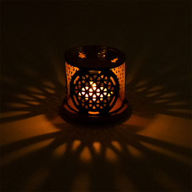 Aromafume suitsukepoltin 'Flower of Life'