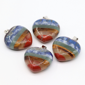 Riipus 'Chakrasydän' 30*30mm