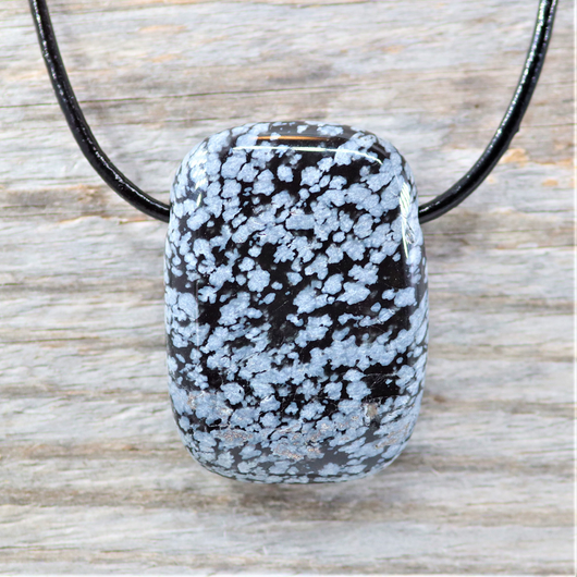 Lumihiutaleobsidiaani 'Rectangle' Riipus 40*30mm