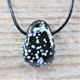 Lumihiutaleobsidiaani Riipus 35mm