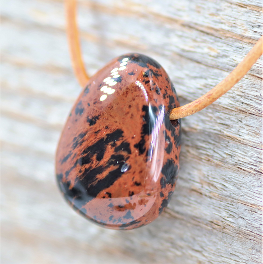 Mahonkiobsidiaani Riipus 25mm