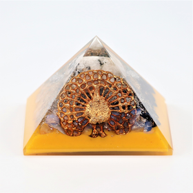 Pyramidi Orgoniitti 'Yellow Peacock' 80*70mm