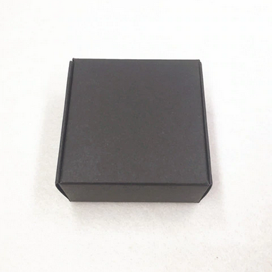 Lahjarasia pahvinen musta 75*75*30mm