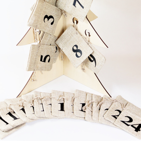 KuuKorennon Kivikalenteri - Kuusi 50cm