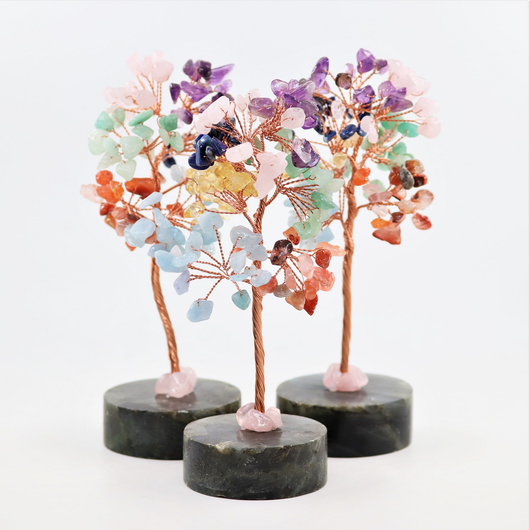 Kivipuu 'Chakrakivipuu' labradoriittijalustalla 15cm