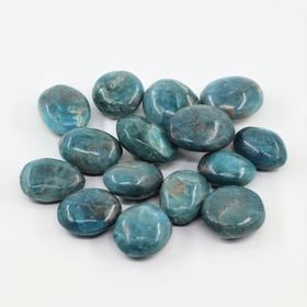 Apatiitti sininen 'Taskukivi' hiottu 30-35mm