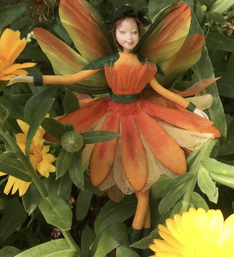 Keijuperhe: Kukkaiskeiju 'Kehäkukka'