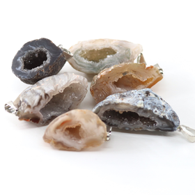 Akaatti Geodi Riipus 30mm