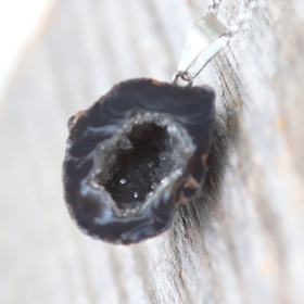 Akaatti Geodi Riipus 30mm