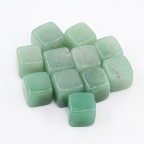 Aventuriini Vihreä 'Cube' 16mm