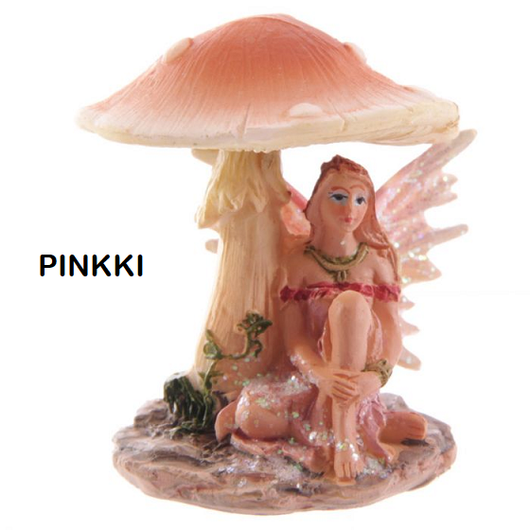 Patsas 'Keiju sienen alla' 5,5cm (4 mallia)