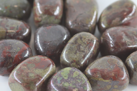 Lohikäärmejaspis 'Corners' 25-30mm