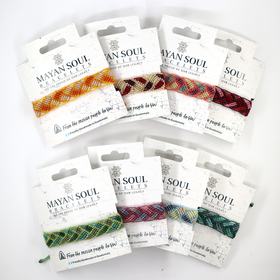 Rannekoru punottu 'Mayan Soul'