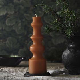 Mehiläisvahakynttilä 'Aina' terra 18,5cm