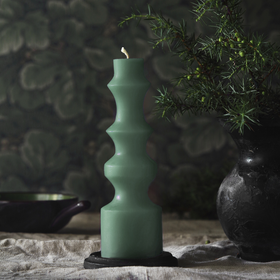 Mehiläisvahakynttilä 'Aina' turkoosi 18,5cm