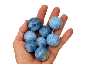Sininen Kalsiitti Pallo 25-30 mm