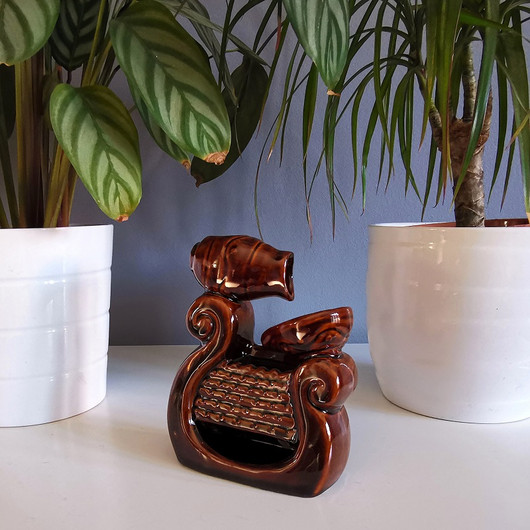 Suitsukepoltin 'Backflow Wiki Waterfall'