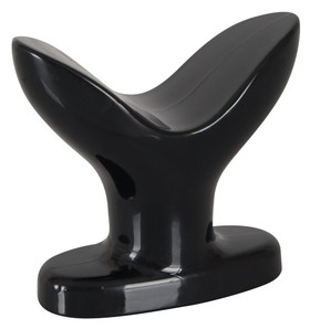 Anchor Plug - Ankkurin mallinen anustappi on helppo pujottaa paikalleen. Sillä pää avautuu, kuin kukka päästyään ahtaasta aukosta sisään.