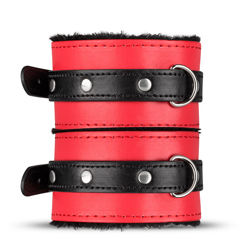 Secret box red dragon - Puna-mustaa sidontaan, piiskaukseen, tilaa nyt