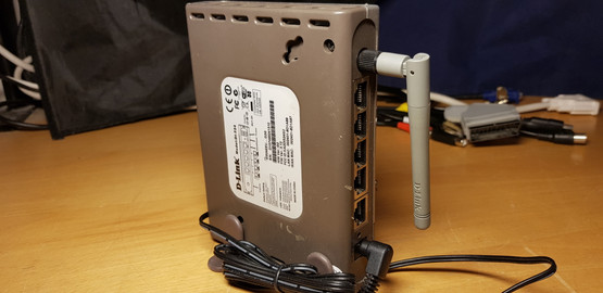 Wifi -reititin (D-Link DI-524)