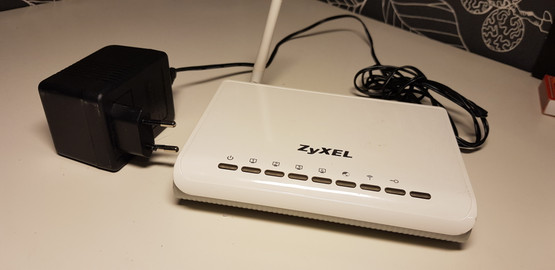 Wifi -reititin (ZyXEL)