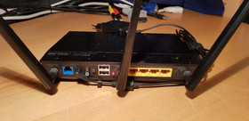ADSL2+ modeemi (Asus DSL-N55U)