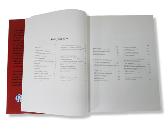 Kaksi poliisi kertoo kirjaa