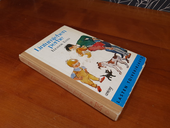 Lintumiehen perhe -kirja (1958)