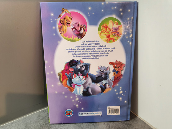 Ystäviä tarvitaan -kirja