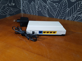 Reititin (TP-Link TL-R460)