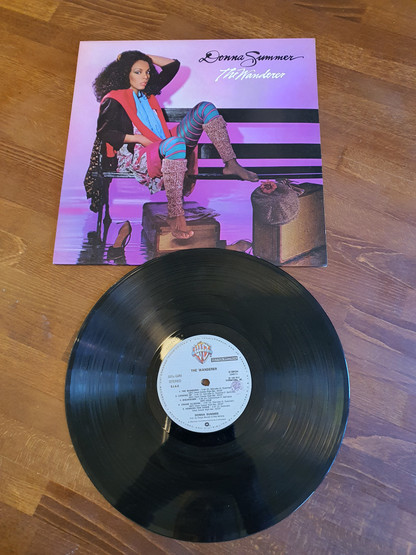 Donna Summer - The Wanderer (LP)