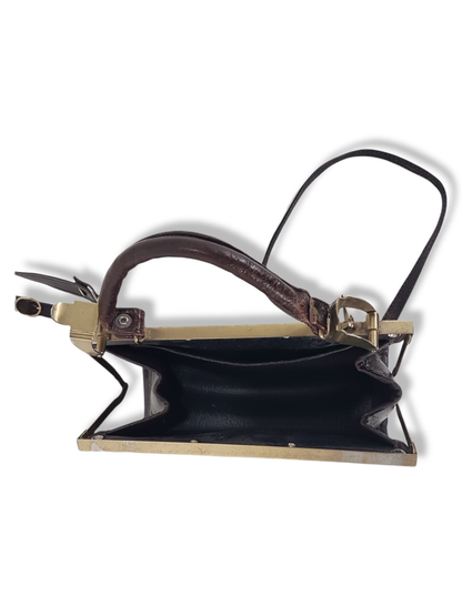 Vanha laukku (Paris-Roma-Tokyo)