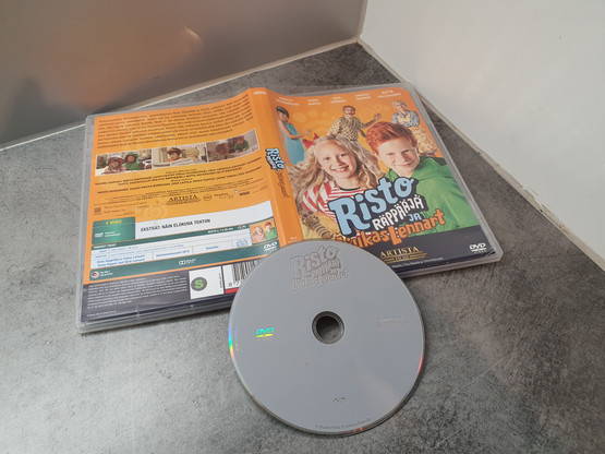 Lasten elokuva (Risto Räppääjä ja Liukas Lennart)