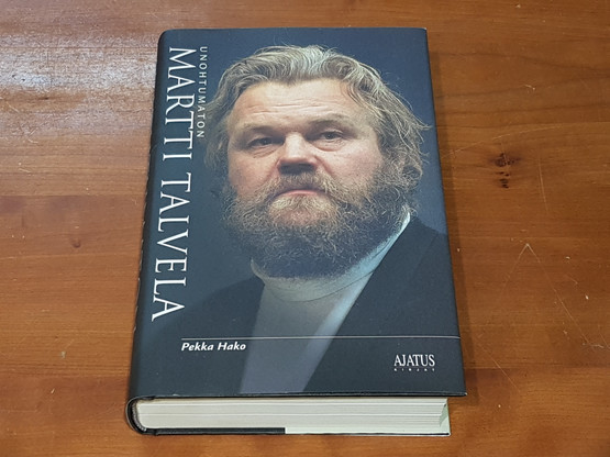 Kirja. (Pekka Hako - Unohtumaton Martti Talvela)