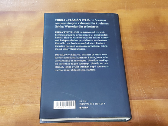 Kirja (Erkka Westerlund, Manu Tuppurainen - ERKKA - Elämän peliä)