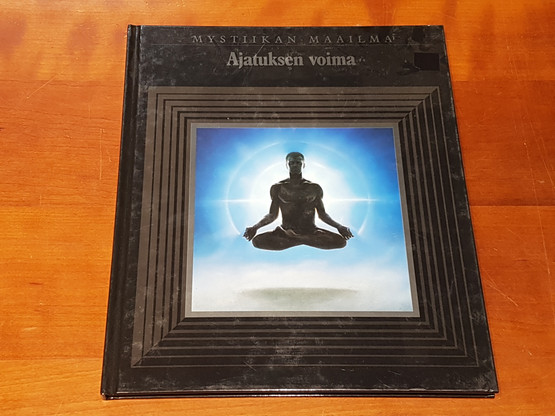 Kirja (Mystiikan Maailma - Ajatuksen voima) 